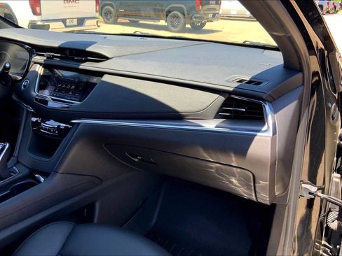Used 2020 Cadillac XT5 Luxury FWD image 17