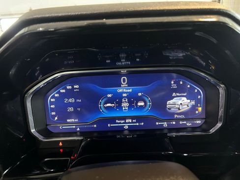 Used 2024 Chevrolet Silverado 1500 LT image 22