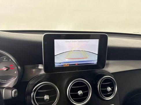 Used 2019 Mercedes-Benz GLC 300 4MATIC image 7