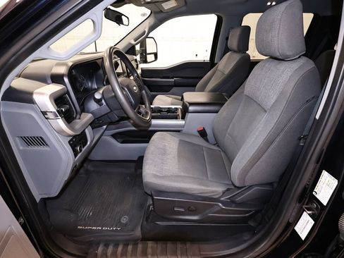 Certified 2024 Ford F450 XLT w/ 360-Degree Camera Package AWD/4WD image 13