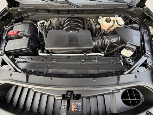 Used 2024 Chevrolet Tahoe LT w/ Luxury Package image 20