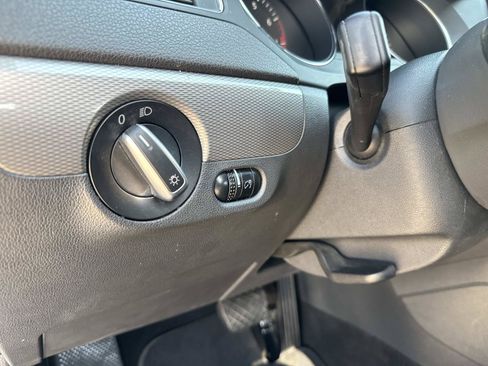 Used 2016 Volkswagen Jetta SE FWD image 34