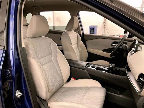 Used 2021 Nissan Rogue SV AWD/4WD image 7