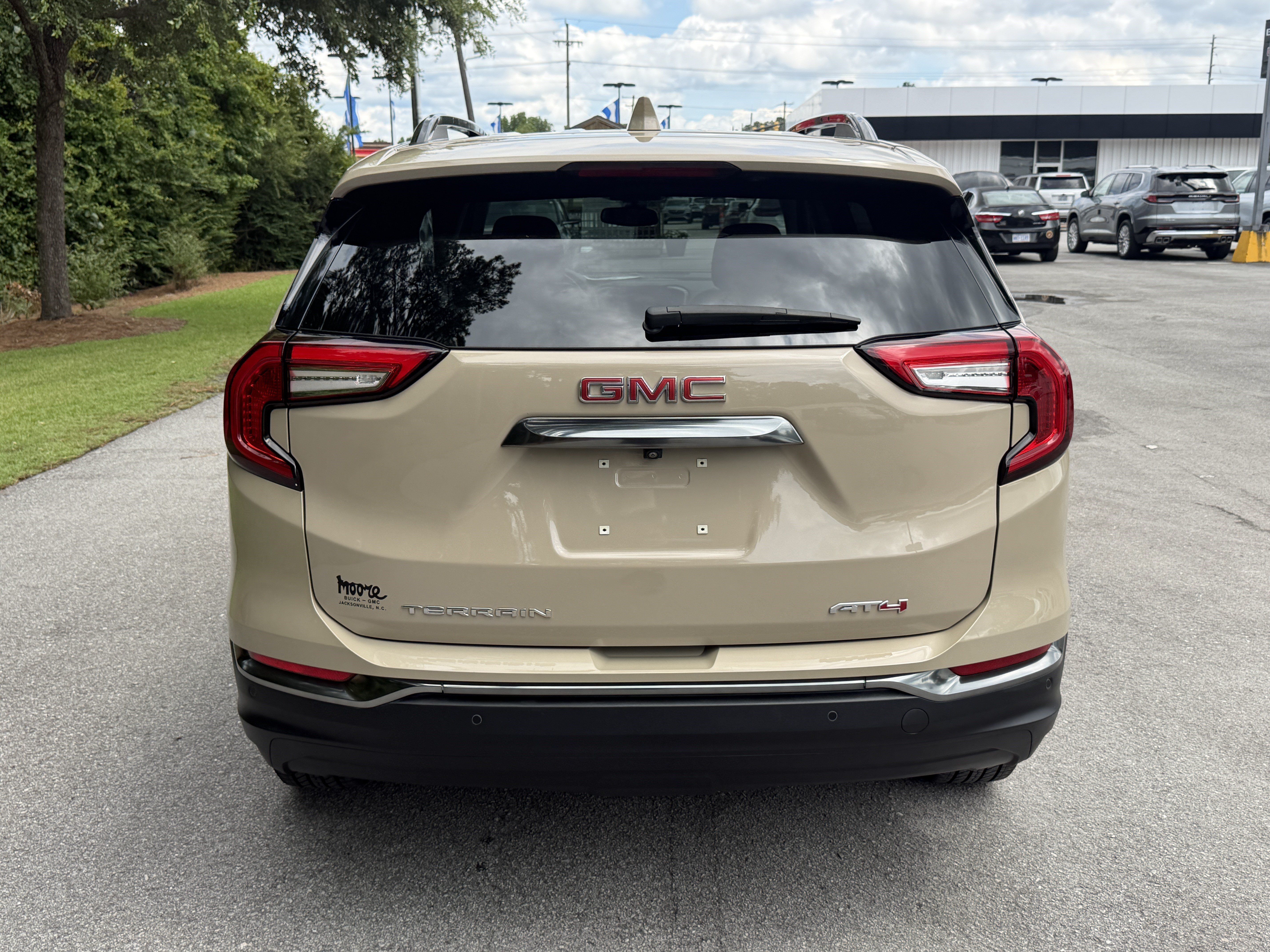 Used 2023 GMC Terrain AT4 w/ Infotainment Package II AWD/4WD image 9