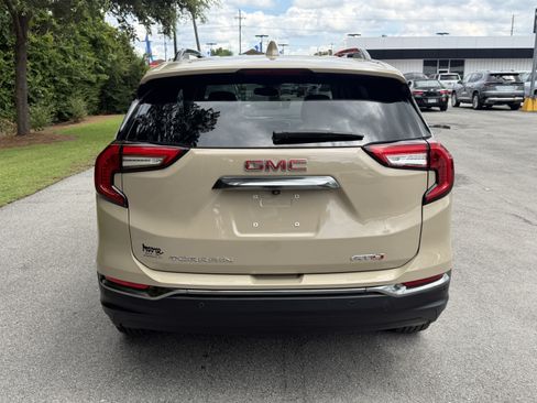 Used 2023 GMC Terrain AT4 w/ Infotainment Package II AWD/4WD image 9
