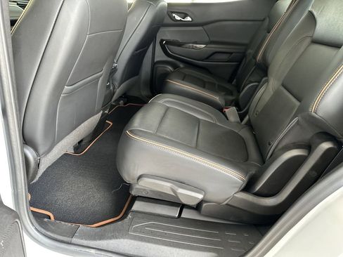 Used 2022 GMC Acadia AT4 w/ Technology Package image 31