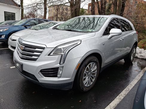 Used 2018 Cadillac XT5 Luxury image 4