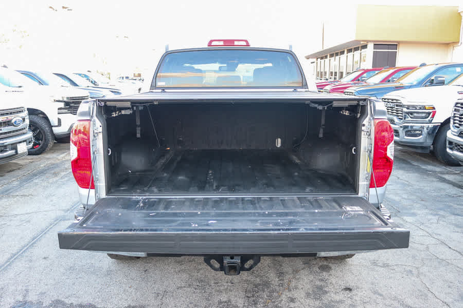 Used 2018 Toyota Tundra SR5 w/ SR5 Upgrade Package RWD image 25