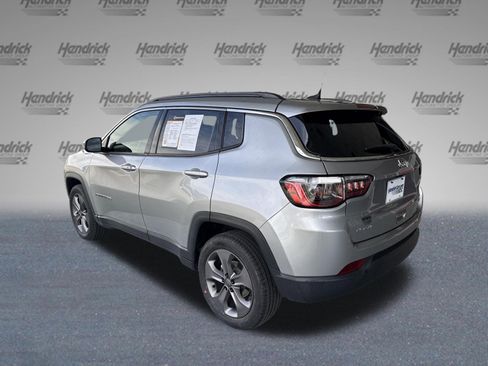 Used 2022 Jeep Compass Latitude image 7