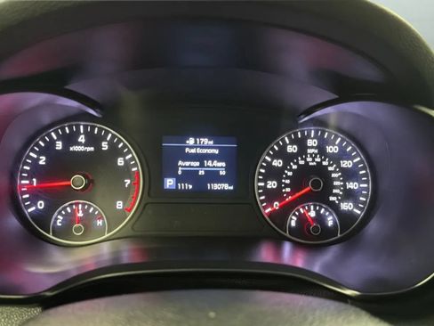 Used 2020 Kia Optima FWD image 11