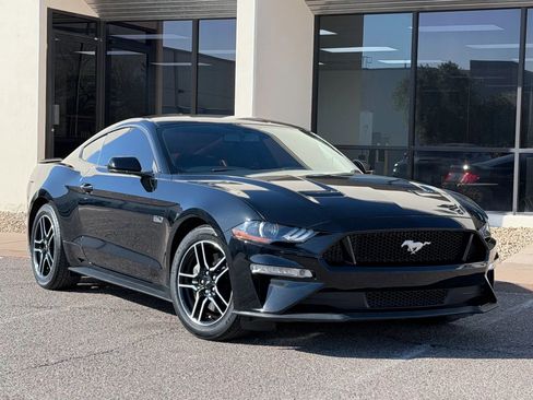 Used 2020 Ford Mustang GT w/ Equipment Group 301A image 6