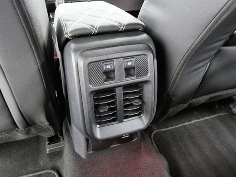 Used 2025 Ford Bronco Outer Banks AWD/4WD image 19