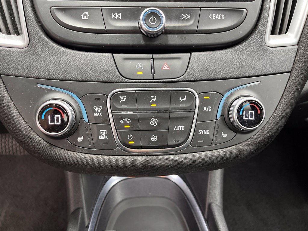 Used 2025 Chevrolet Malibu LT FWD image 25