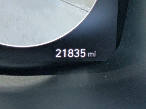 Certified 2023 Hyundai Santa Fe Limited image 29