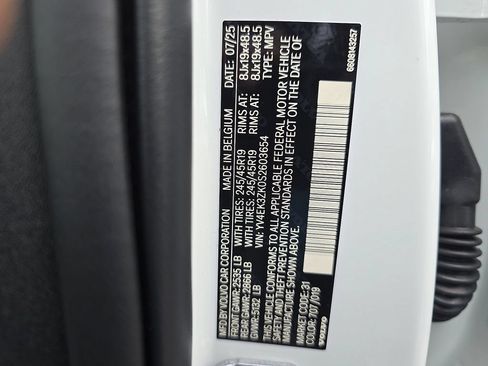 New 2025 Volvo EX30 Plus w/ Protection Package Premier AWD/4WD image 45