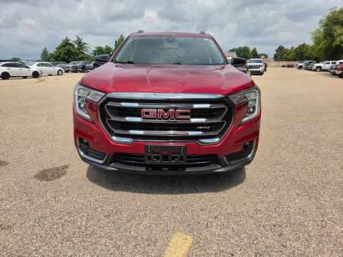 Used 2023 GMC Terrain AT4 AWD/4WD image 10