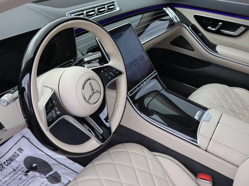 Used 2023 Mercedes-Benz S 580 4MATIC Sedan image 11