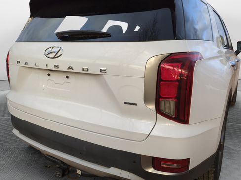 Used 2021 Hyundai Palisade SEL w/ Premium Package image 11