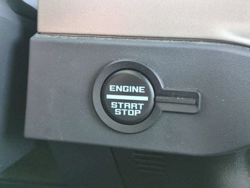 Used 2025 Ford Bronco Outer Banks AWD/4WD image 26