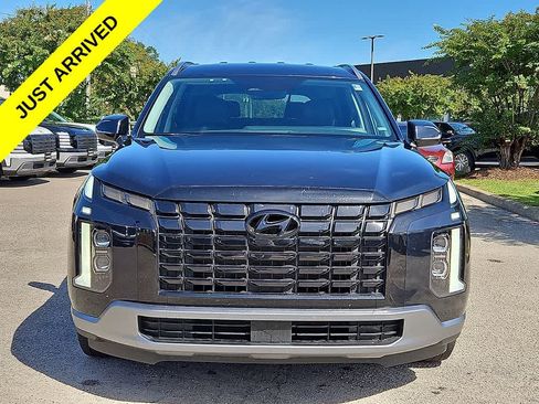 Used 2025 Hyundai Palisade SEL FWD image 2