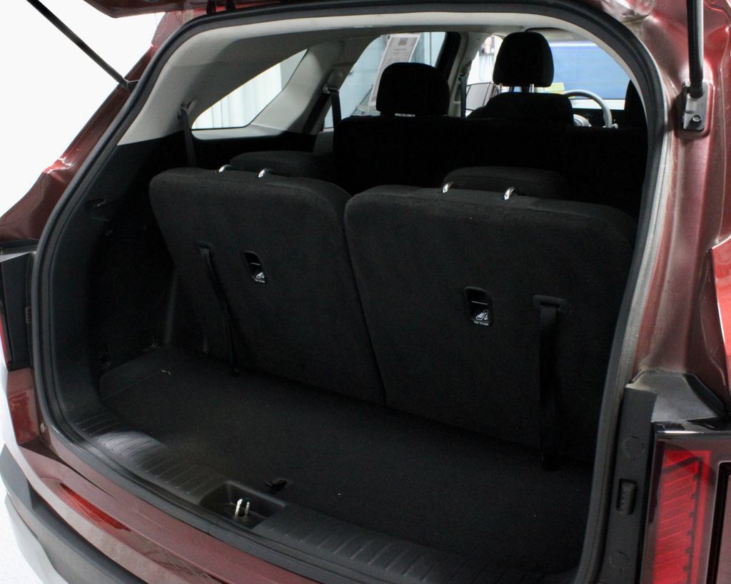 Used 2024 Kia Sorento LX FWD image 14