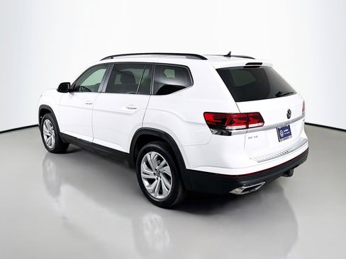 Certified 2023 Volkswagen Atlas SE w/ Panoramic Sunroof Package image 3