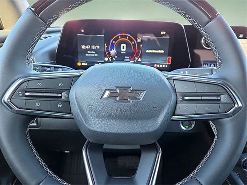 New 2026 Chevrolet Traverse LT w/ Enhanced Driving Package image 24