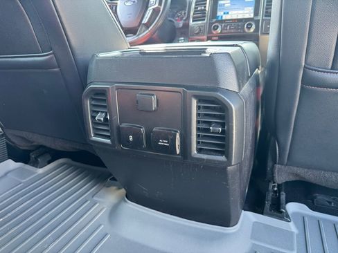 Used 2017 Ford F150 Lariat image 19