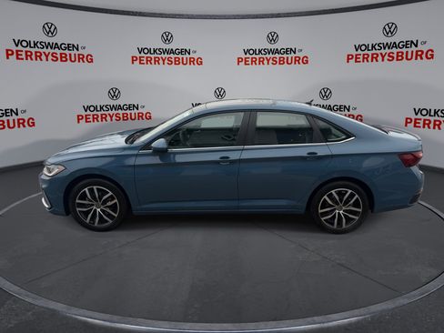 New 2026 Volkswagen Jetta SE image 5