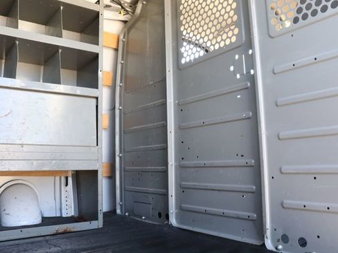 Used 2017 GMC Savana 2500 image 34