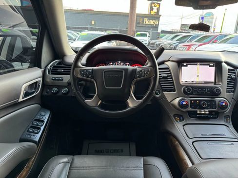 Used 2016 GMC Yukon Denali w/ Open Road Package image 24
