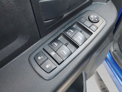 Used 2017 RAM 1500 Express w/ Express Value Package image 11