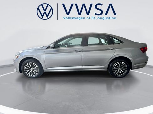 Certified 2021 Volkswagen Jetta SE w/ SE Cold Weather Package FWD image 5