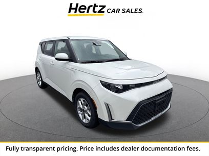 Used 2025 Kia Soul LX w/ LX Technology Package
