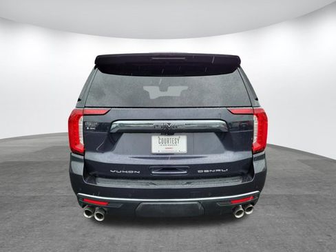 Used 2023 GMC Yukon Denali Ultimate AWD/4WD image 7