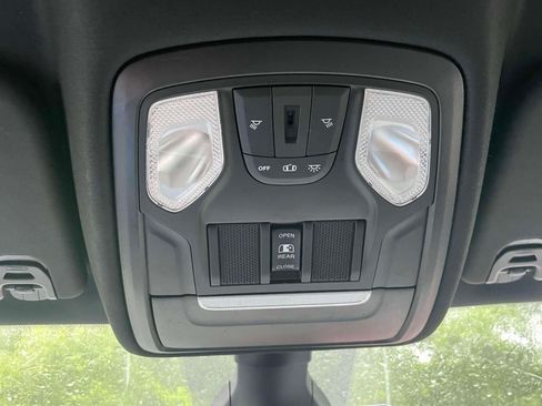 Used 2021 RAM 1500 Big Horn AWD/4WD image 34