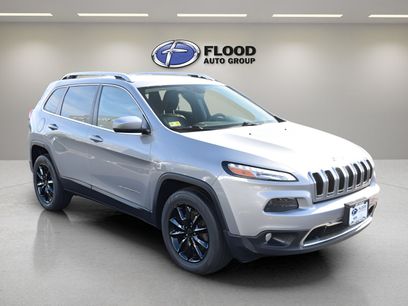 Used 2016 Jeep Cherokee Limited w/ Luxury Group