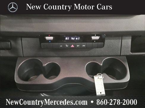 Used 2024 Mercedes-Benz Sprinter 2500 image 22