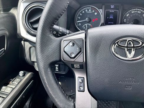 Used 2023 Toyota Tacoma TRD Off-Road AWD/4WD image 23
