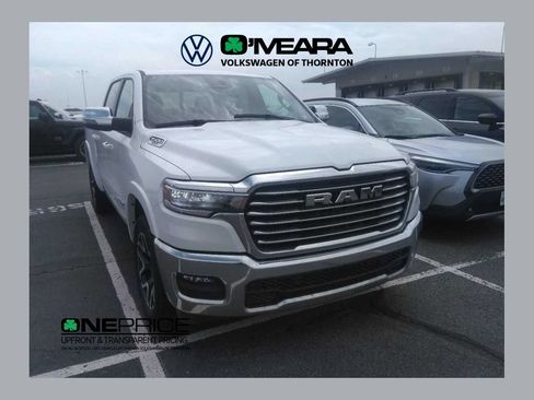 Used 2025 RAM 1500 Laramie AWD/4WD image 1