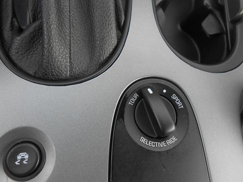 Used 2006 Chevrolet Corvette Convertible w/ Preferred Equipment Group image 23