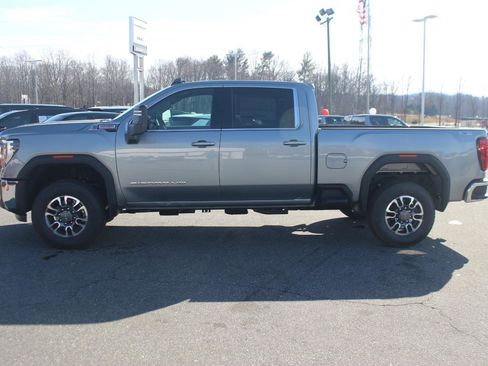 New 2026 GMC Sierra 2500 SLE image 4