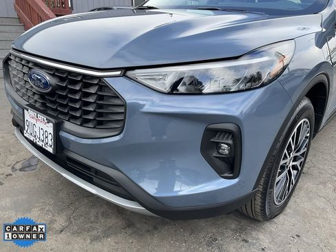 Used 2025 Ford Escape SE image 82