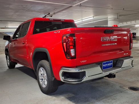 New 2026 GMC Sierra 1500 SLE w/ Preferred Package AWD/4WD image 10