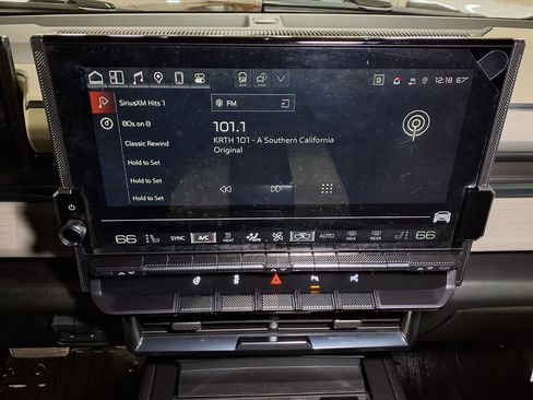 Used 2026 GMC Hummer EV SUV image 11