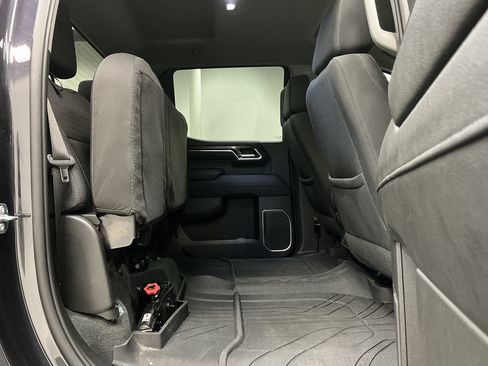 Used 2022 Chevrolet Silverado 1500 LT w/ Protection Package AWD/4WD image 29