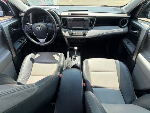 Used 2013 Toyota RAV4 Limited AWD/4WD image 26