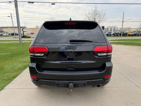 Used 2021 Jeep Grand Cherokee Altitude image 9