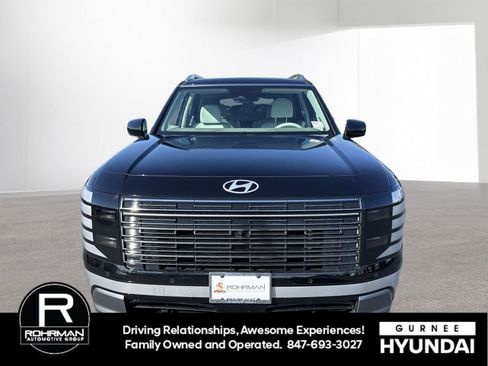 Used 2026 Hyundai Palisade Limited image 3