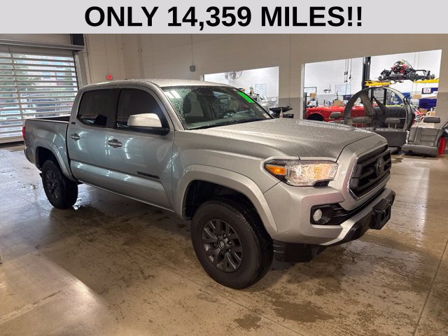 Certified 2022 Toyota Tacoma SR5 RWD image 2